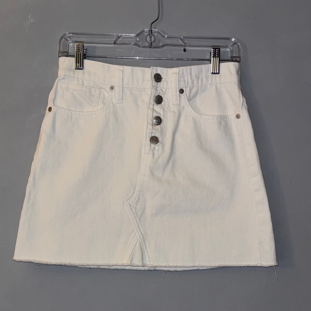 Madewell Ivory Denim Button Front Mini Skirt Size 25 / US 2